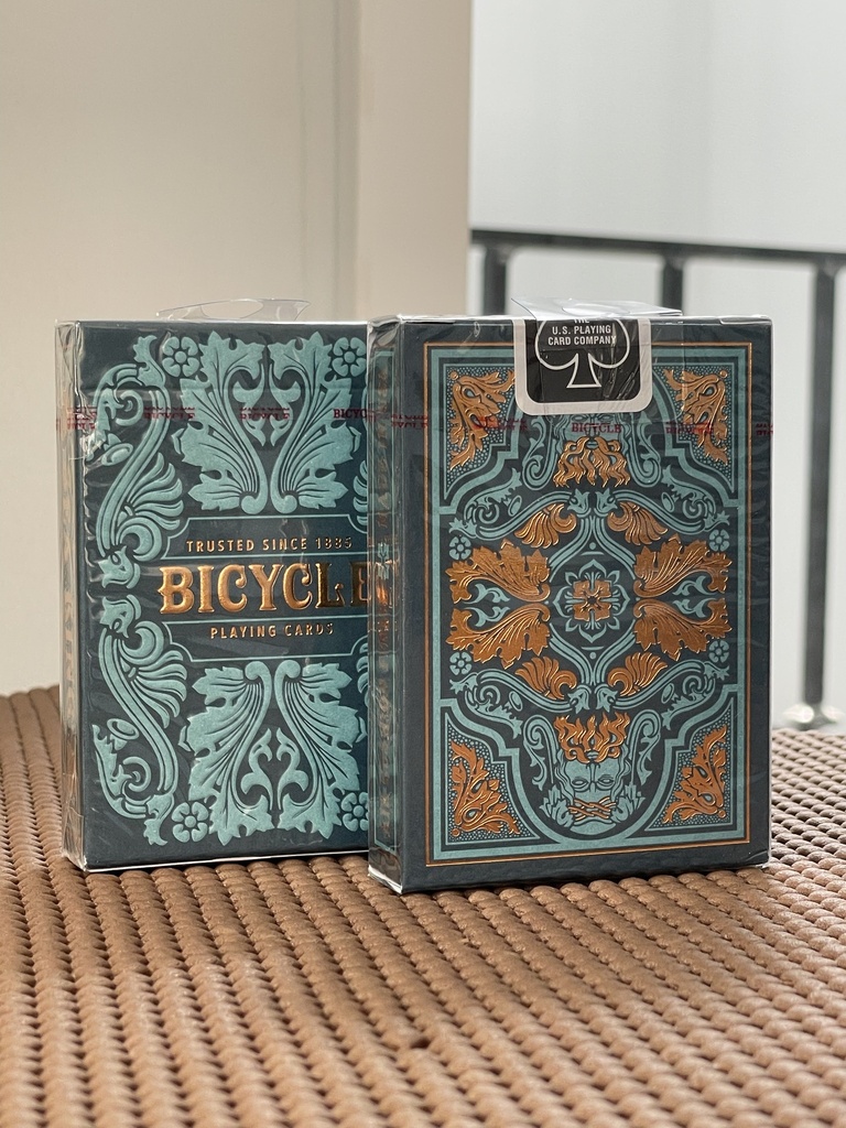 [V49] Bicycle Premium Playing Cards (Aureo)